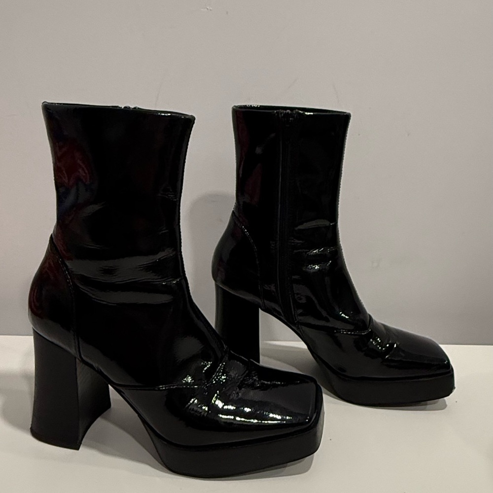 Women’s Kalopsia Black Patent Leather Ankle Boots by Jeffrey Campbell Block Heel